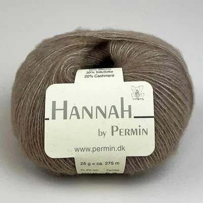 Zdjęcie produktu dla Hannah by Permin – Luksusowa przędza z wełny merynosowej, jedwabiu i kaszmiru (20 w kolorze wielbłądzym)