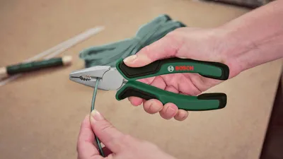 Produktbild von Handwerkzeuge Kombinationszange 180 mm