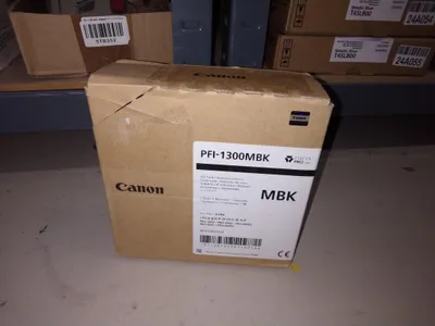Produktbild von Canon PFI-1300MBK, Schwarz, Tinte auf Pigmentbasis, 330 ml