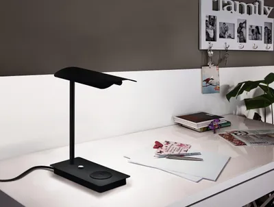 Productafbeelding van Eglo LED Tischleuchte Arenaza Schwarz 5,8W 750lm warmweiß 3000K Touchdimmer induktive Ladestation