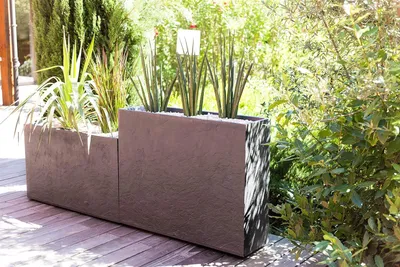 Produktbild von EDA Blumenkasten Volcania quadratisch anthrazit - frost- & UV-beständig, modernes Design, 78,5x29,5x60 cm, mit Wasserspeicher