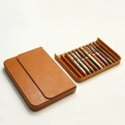 Produktbild von Leder-12-Slots-Penhalter, Sammler-Organizer - handgefertigter Halter mit Vintage-Crazy-Horse-Print, Leder-Pen-Schutz, Sammelbox für Stifte (gelb)