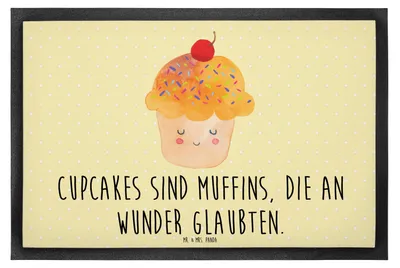 Produktbild von Mr. & Mrs. Panda fußmatte Cupcake 50 x 75 cm - Gelb Pastell - Geschenk, Motivation Sprüche, Lustige, Fußabstreifer, Schmutzmatte, Küche Spruch, Muffin, Deko, Wunder