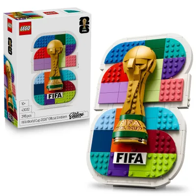 Produktbild von LEGO Editions Offizielles Emblem des FIFA World Cup 2026 Spielzeug - 3D Modellbau mit Trophäe - DIY Deko für Kinder - Geschenk für Jungen, Mädchen ab 10 Jahren und erwachsene Sportfans - 43032