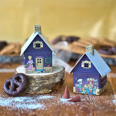 Produktbild von Crottendorfer Räucherhaus Metall - WEIHNACHTSBÄCKEREI