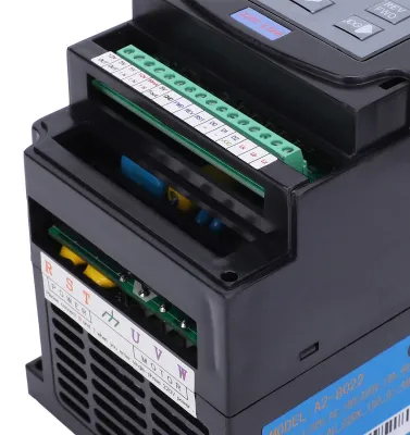 Produktbild von Variabler Frequenzumrichter - 2,2 kW - Geschwindigkeitsregler - Dreiphasenausgang