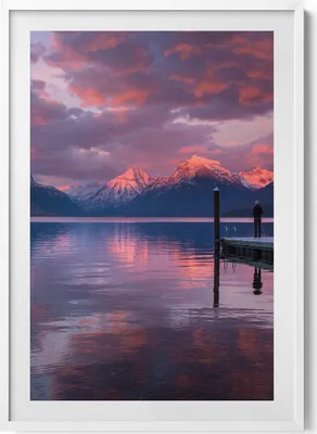Produktbild von Bergsee und Wolken– Wandbild mit Rahmen – Gerahmtes Bild  – Wanddekoration – 70x100 cm –  Weiß Rahmen