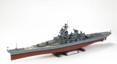 Produktbild von Modellbausatz 1:350 USS Missouri BB-63 Plastikbausatz