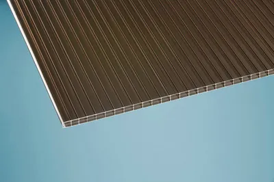 Produktbild von Terrassenüberdachung gutta Premium Polycarbonat bronze 410,2 x 306 cm weiß