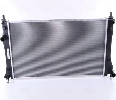 Produktbild von Nissens Kühler für Motorkühlung, 677x370x16 mm, Aluminium-Kunststoff, ohne Rahmen