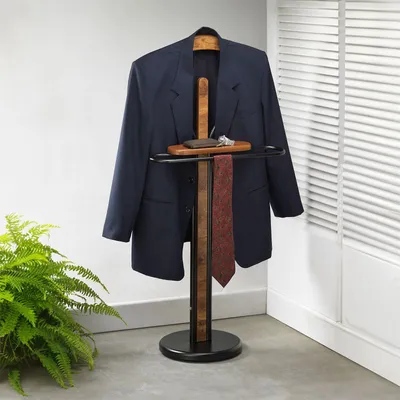 Produktbild von Herrendiener FABIO – Kleiderbügel, Hosenbügel und Ablage, stilvolles Design, Schwarz/Vintage. Ideal für Schlafzimmer, Metallgestell, runder Standfuß.