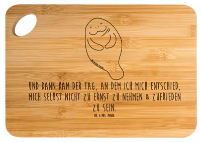 Produktbild von Mr. & Mrs. Panda Brett Seekuh Happy - Transparent - Geschenk, Respekt, Frühstücksbrettchen, Frühstücksbrett, Hackbrett, Zufrieden, Schneidebrett, Neustart, Meer, Seekühe