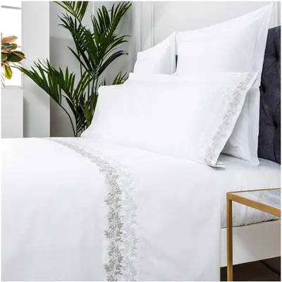 Produktbild von ARTean Bettwäsche, bestickt, 100% Perkal-Baumwolle, 200 Fadendichte, Modell ZUYANA, weiß, Bettbezug 105 x 190/200, Kissenbezug 100% Baumwolle