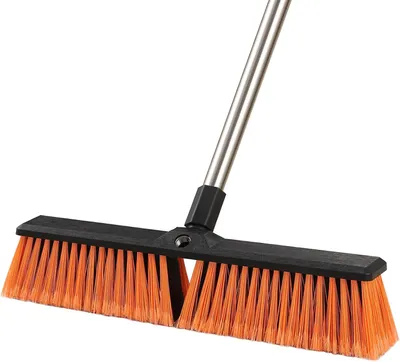 Produktbild von 45 cm Straßenbesen mit langem Stiel (163 cm), Gartenbesen für den Außenbereich, robuster Straßenbesen mit steifen Borsten, ideal für Straßen, Höfe, Auffahrten und Garagen