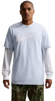 Productafbeelding van Nike T-shirts, model DC5094, kleur 408 (blauw)