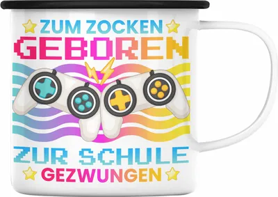 Produktbild von Trendation - Gamer Emaille Tasse Geschenk Jungen Zocker Mitbringsel Männer Zocken Gaming Geschenkideen PC Kinder Zubehör Spruch Lustig Zur Schule Gezwungen (Schwarz)