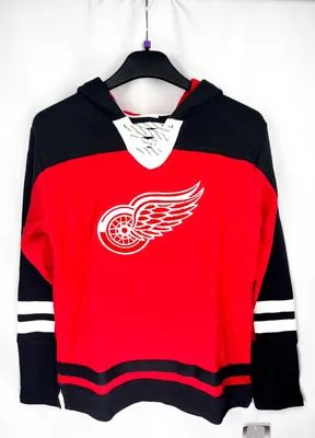 Obrázok produktu pre Detroit Red Wings NHL Ageless Revisited - Home After Hoodie Veľkosť: Kids S (6 - 9 rokov)