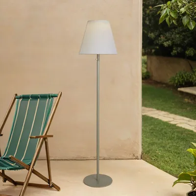 Produktbild von LED Außenleuchte Solar Metall IP44 3000 K warmweißes Licht 158 cm in Silber Weiß
