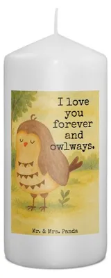 Produktbild von Mr. & Mrs. Panda Kerze Eule Zufrieden Design 15 x 7 cm - Weiß - Geschenk, Stumpenkerze, Romantisch, Bedruckte, Hochzeitstag, Blockkerze, Erinnerungslicht, Liebesspruch