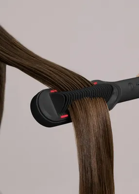 Produktbild von CREATE - ION LED STYLER - Ionische Glättbürste mit LED-Behandlung