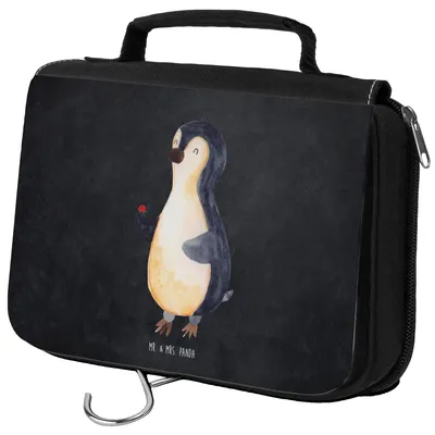 Produktbild von Mr. & Mrs. Panda kosmetiktäschchen Pinguin Marienkäfer - Kreidetafel - Geschenk, kulturtäschchen, Aufmerksam, beautycase, Kulturtasche, Glück, Kleine Wunder, Liebe