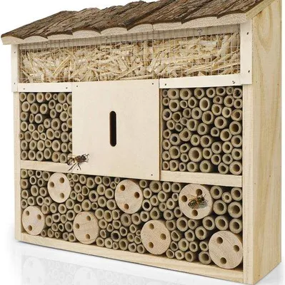 Produktbild von Famanu Insektenhotel aus naturbelassenem Holz - 29,5 x 10 x 28 cm