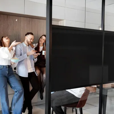 Produktbild von DIMEXACT - DIMEXACT Schwarze, blickdichte Fensterfolie auf einer Rolle von 152 cm x 10 Metern -152 cm x 10 m - en Rouleau