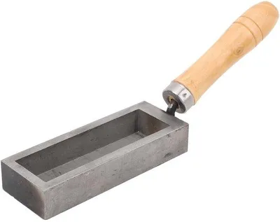 Imagen del producto de Objeto con forma de recipiente – Contiene grafito – Multifuncional – Resistente al desgaste – Fabricado con acero de alta calidad – Para crisoles