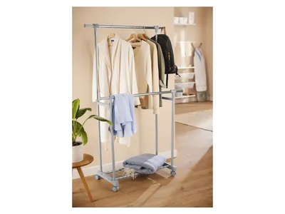 Produktbild von Kleiderständer mit Rollen, 2 Kleiderstangen und Schuhablage, B 83 x T 43 cm
