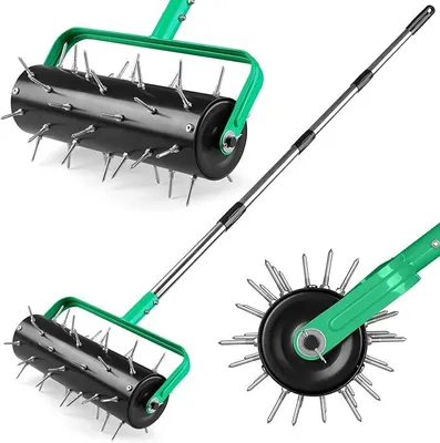 Produktbild von Rasenlüfter Walze Manuell 38 x 180 cm, Rasenrolle mit 4cm Nägeln & Verstellbarem Stiel, Rollender Rasenlüfter, Handvertikutierer Rollend, Gartenwalze, Vertikutierer Rasenwalze für Garten Hof Rasen