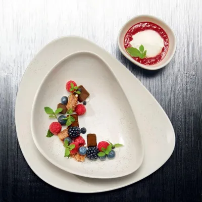 Zdjęcie produktu dla Talerz Cuba Crème dla smakoszy - D 34 cm