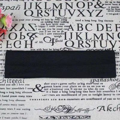 Immagine prodotto di 12 mascherine da yoga nere per donna - mascherine morbide ed elastiche per ragazze