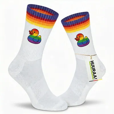 Produktbild von Huuraa Uni Socken Quietscheente LGBTQ Pride Comic Gummiente 37/41 Rainbow Baumwolle Tennissocken Geschenkidee