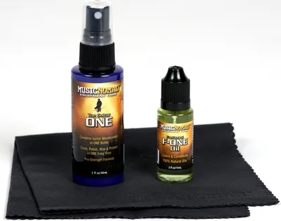 Image de MusicNomad MN140 Kit d'entretien de guitare Premium