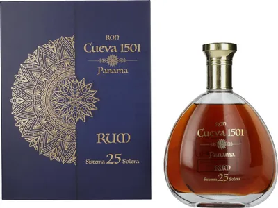 Produktbild von Ron Cueva 1501 Sistema 25 Solera Panama Rum 40% Vol. 0,7l in Geschenkbox