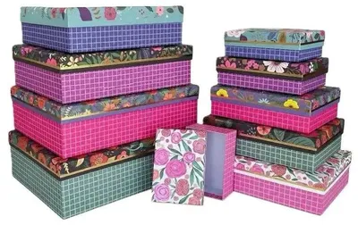 Produktbild von Geschenkbox mit 10 Stück Rosenmix "ROZETTE"