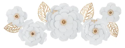 Imagen del producto de Panel de pared White Decor con flores blancas y hojas doradas en hierro 158x60 cm
