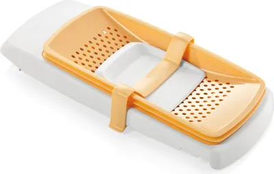 A kitchen tool for making dumplings or noodles.