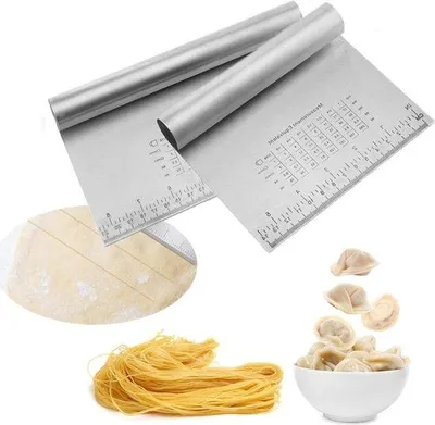 Produktbild von Rostfreier Stahl-Teigmesser 15 cm - 2er-Teigmesserset mit Maßstab - Küchenhilfe für Teig, Kuchen, Pizza, Brot