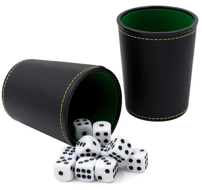 Produktbild von 2 Stück Würfelbecher Leder, Würfelbecher Set mit 12 Würfeln, Leiser Würfelbecher für Kniffel und Brettspiele, Tragbar für Zuhause, Bar und Reisen