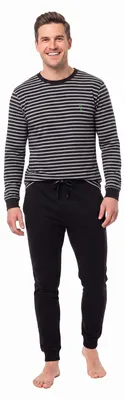 Imagen del producto de Pijama de invierno para hombre de Kisses&Love, confeccionado en felpa de algodón, modelo KLP6