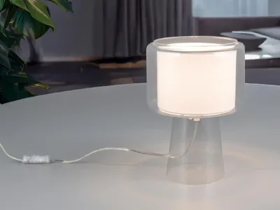 Produktbild von Ausgefallene LED Tischlampe mit Glasfuß Transparent, Stoffschirm Nachttischlampe