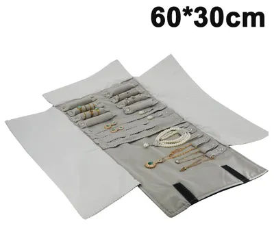Produktbild von Reise-Schmuckkoffer mit Rollenfunktion aus Flanell, faltbare Schmuckaufbewahrung für Halsketten, Armbänder, Ohrringe und Ringe, 60 x 30 cm, Schwarz, ideal für Reisen und Zuhause