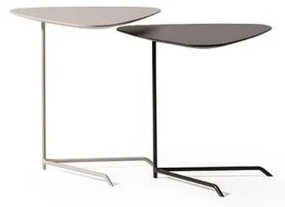 Immagine prodotto di Set moderno composto da due tavoli con gambe in metallo e design minimalista