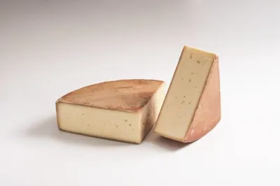 Produktbild von Vorarlberger Bergkäse würzig ca. 500 gr.