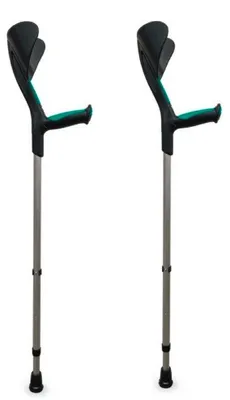 Productafbeelding van 2 stuks wandelstokken. Engelse wandelstok. Anatomisch gevormde rubberen handgreep. Groen. Advanced