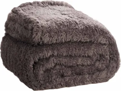 Produktbild von Teddy Kuscheldecke - 130x170cm -   - Weiche Sofadecke - Flauschige Wohndecke - Grau