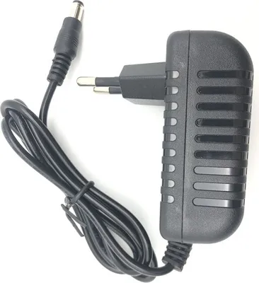 Obrázok produktu pre Nabíjací adaptér kompatibilný so zástrčkou EÚ pre telefón Snom D735