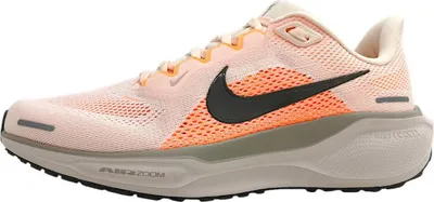 Produktbild von Nike Pegasus 41 Sportschuh Orange in Gr. 42