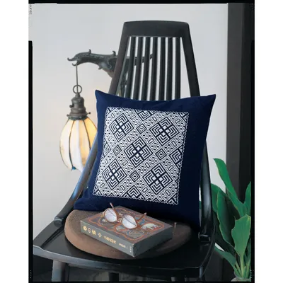 Obrázek produktu pro Vyšívací sada Olympus Kogin "Vyšívací polštář Ishidatami", počítací vzor, 40x40cm, originál z Japonska
